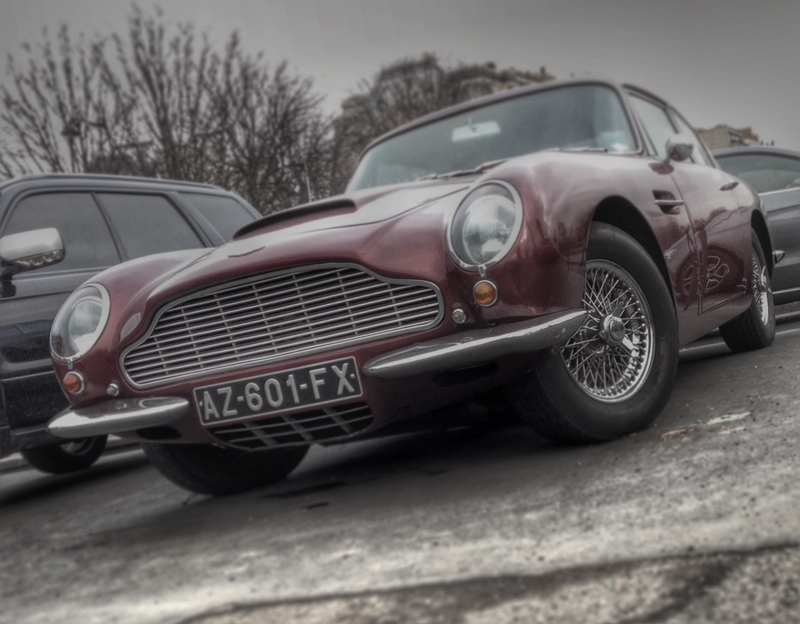Illustration for article titled Aston Martin DB6 Street Parked in Paris